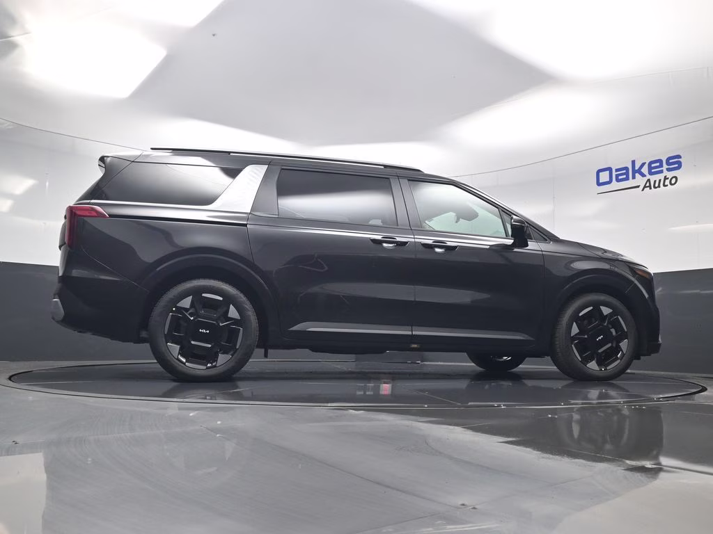 2026 Panthera Metal Kia Carnival EX FWD Van