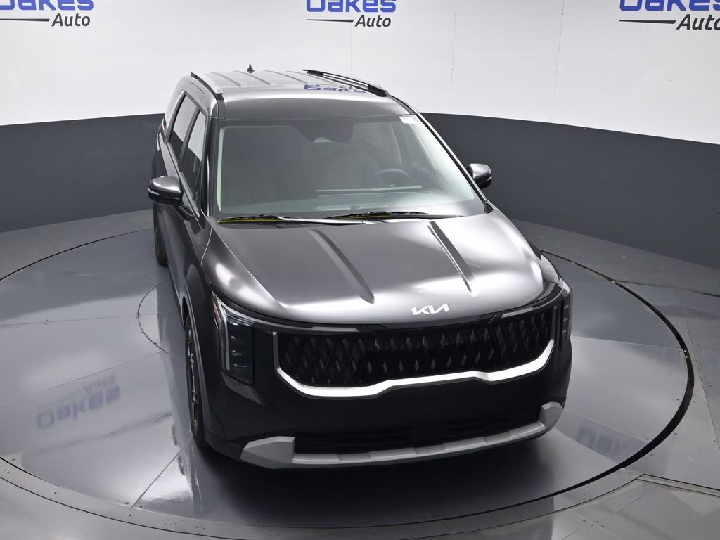 2026 Panthera Metal Kia Carnival EX FWD Van