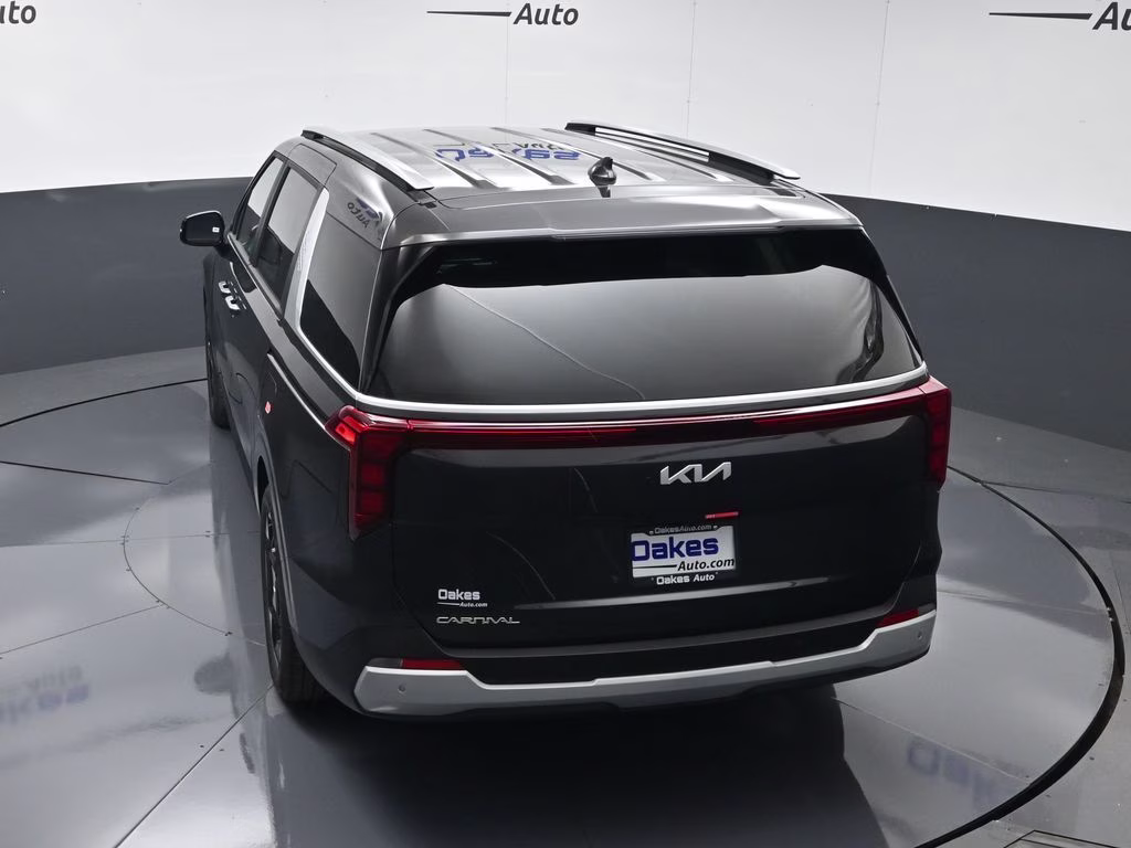 2026 Panthera Metal Kia Carnival EX FWD Van