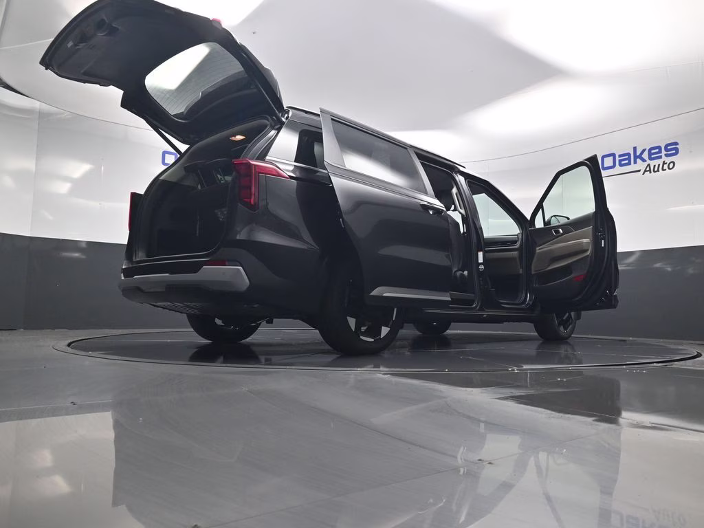 2026 Panthera Metal Kia Carnival EX FWD Van