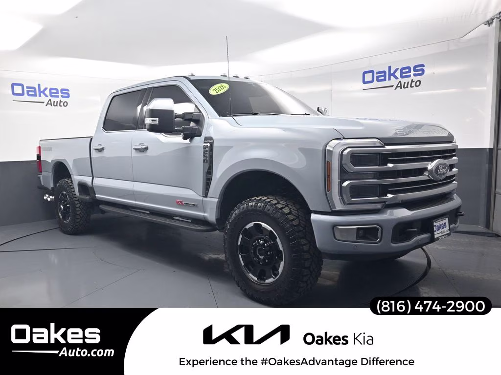 2026 Gray Metallic Ford Super Duty F-250 SRW Platinum 4X4 Truck