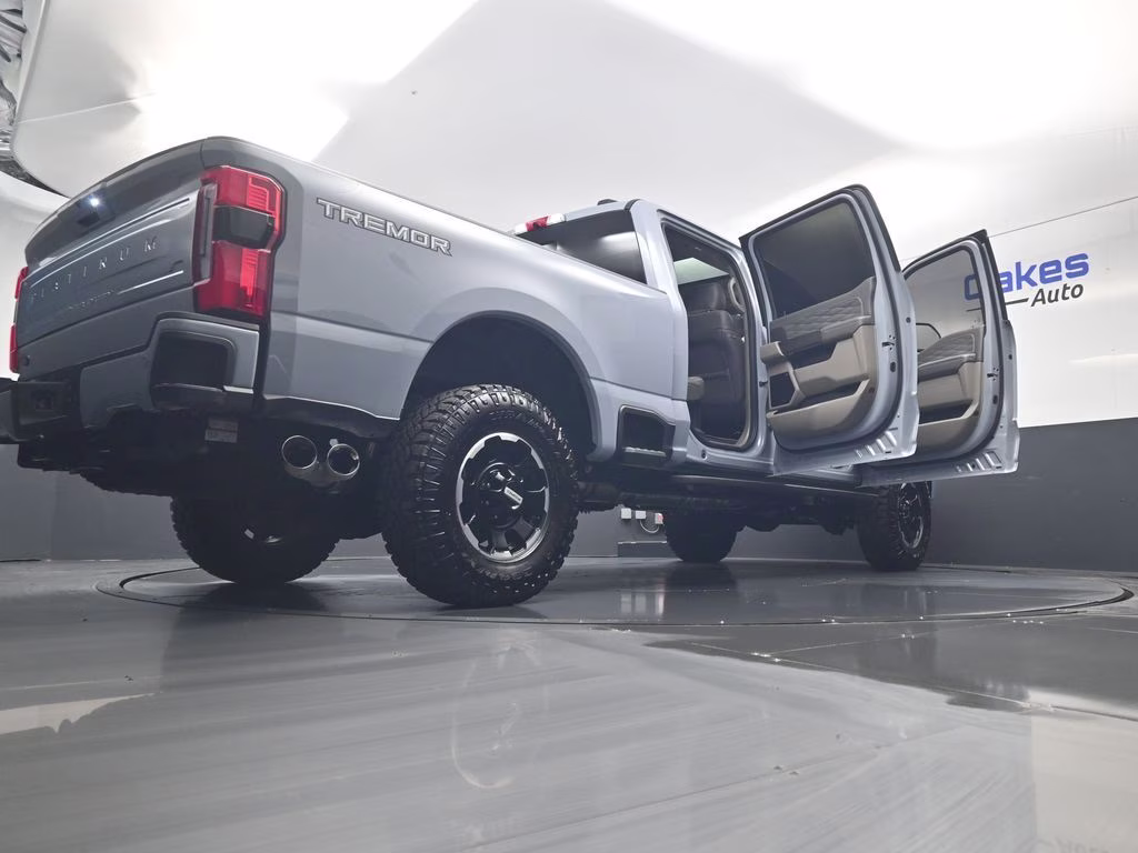 2026 Gray Metallic Ford Super Duty F-250 SRW Platinum 4X4 Truck