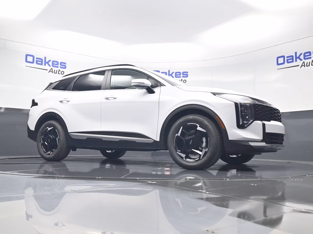 2026 Glacial White Pearl Kia Sportage EX FWD SUV