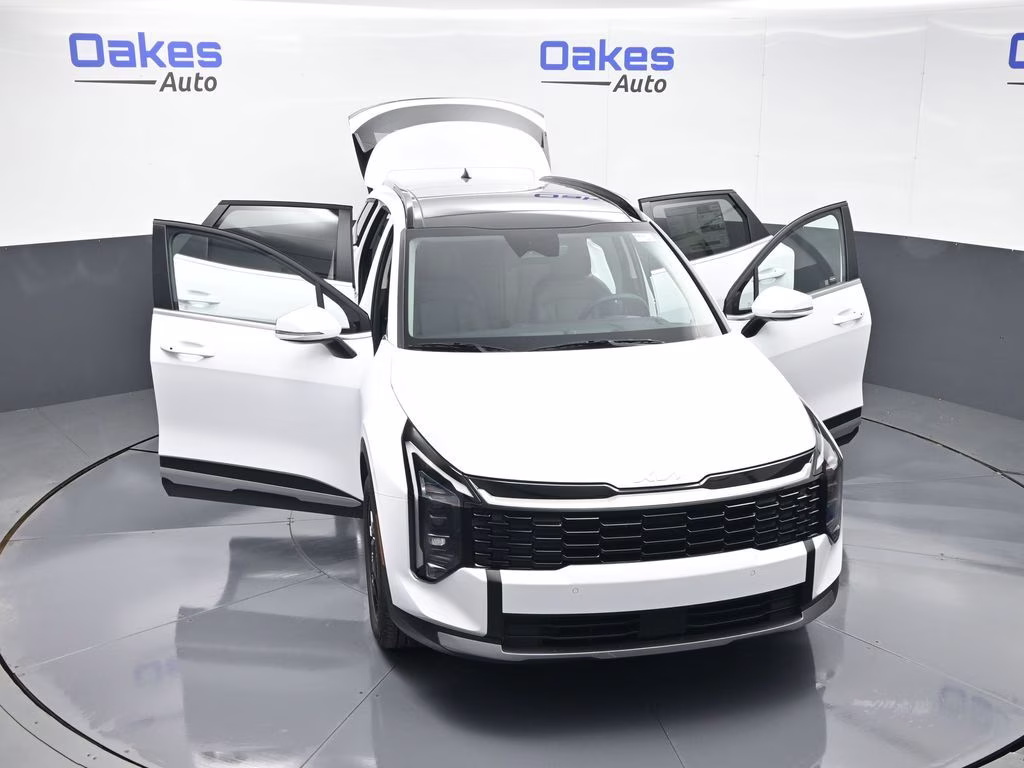 2026 Glacial White Pearl Kia Sportage EX FWD SUV