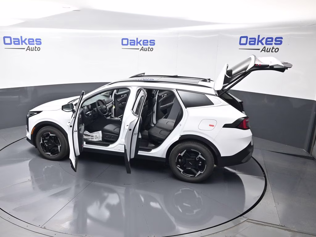 2026 Glacial White Pearl Kia Sportage EX FWD SUV