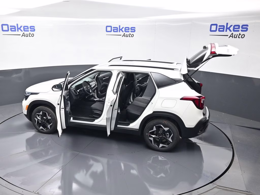 2026 Snow White Pearl Kia Seltos S AWD SUV