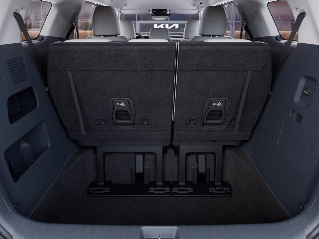 2026 Ceramic Silver Kia Carnival EX FWD Van