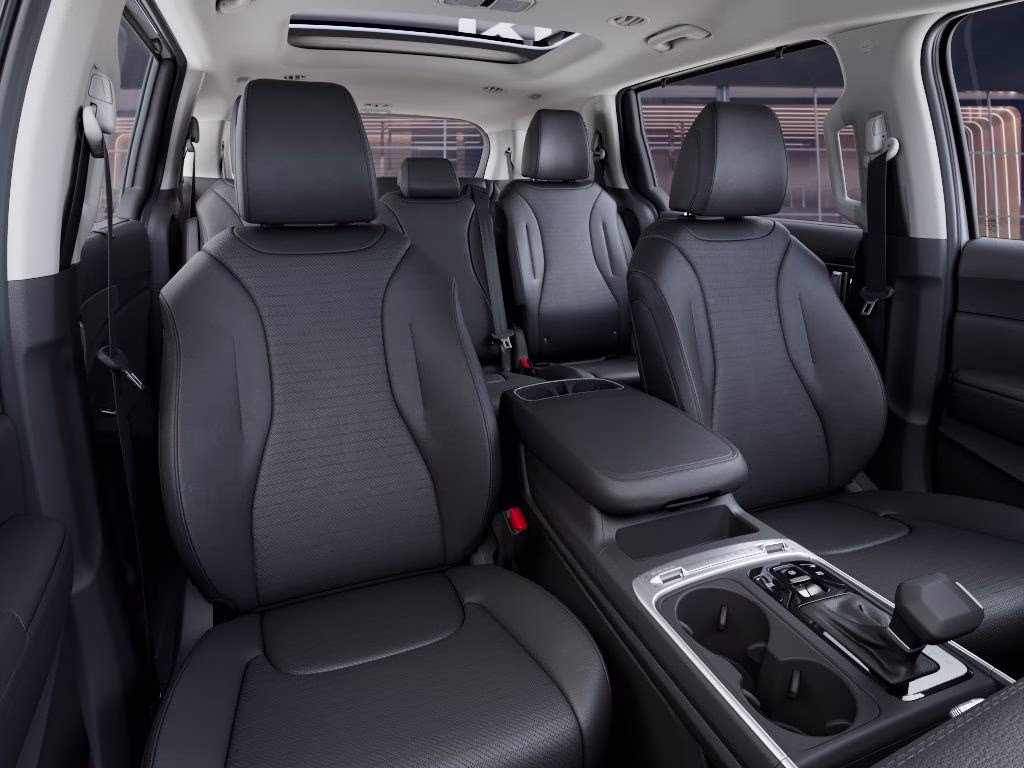 2026 Snow White Pearl Kia Carnival SX Prestige FWD Van