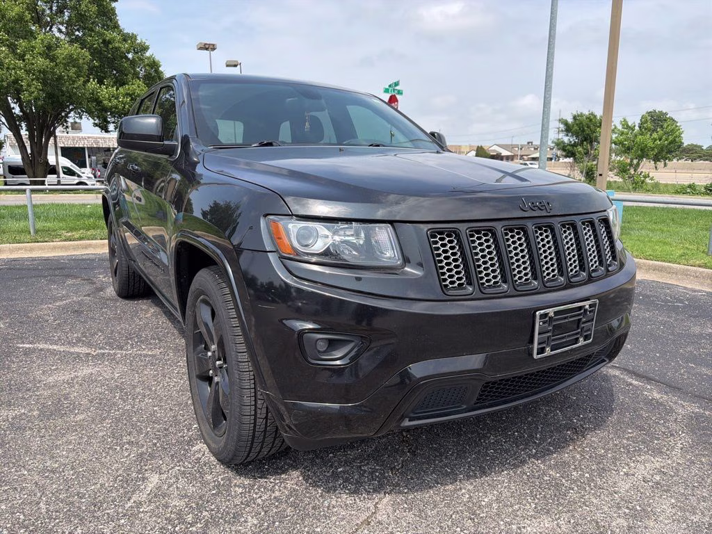 2015 Jeep Grand Cherokee Altitude 4WD's photo