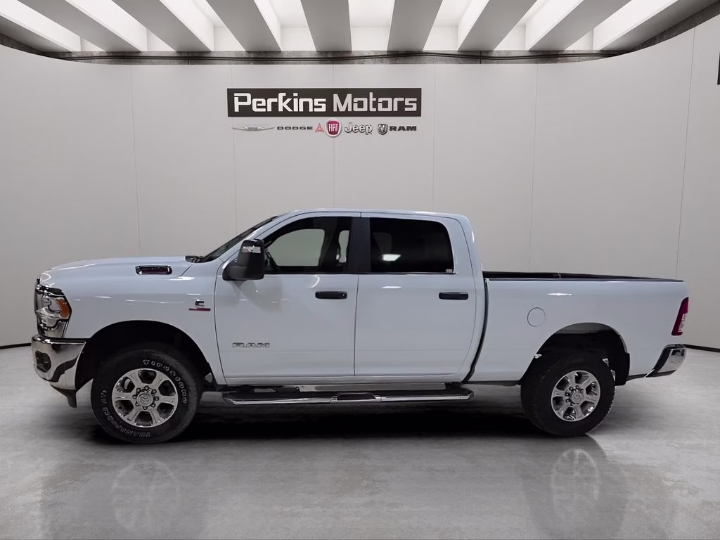 2024 Bright White Clearcoat Ram 2500 Big Horn 4X4 Truck