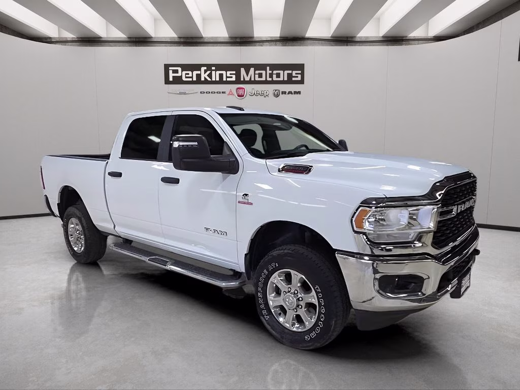 2024 Bright White Clearcoat Ram 2500 Big Horn 4X4 Truck
