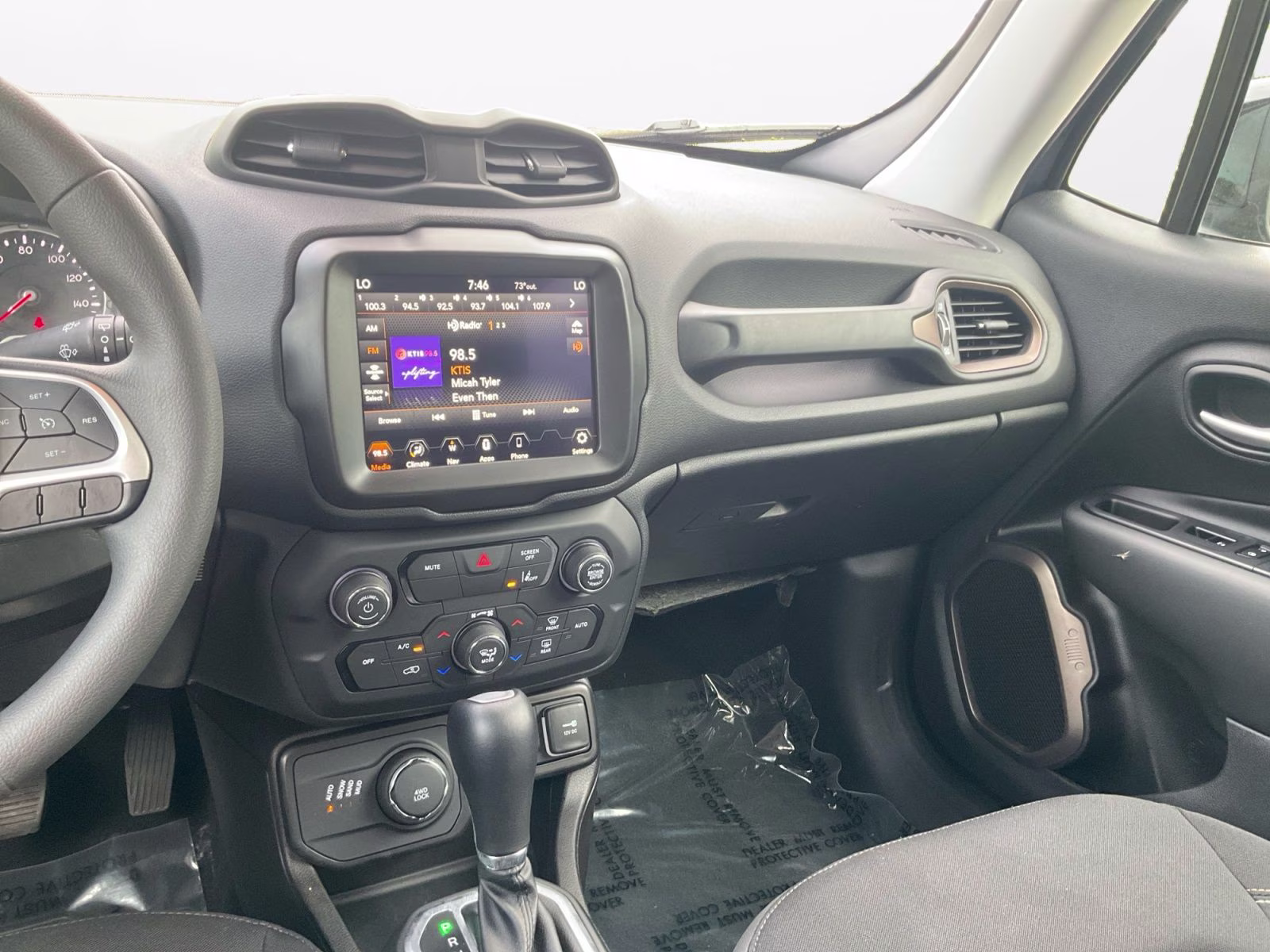 2023 Slate Blue Pearlcoat Jeep Renegade Latitude 4X4 SUV