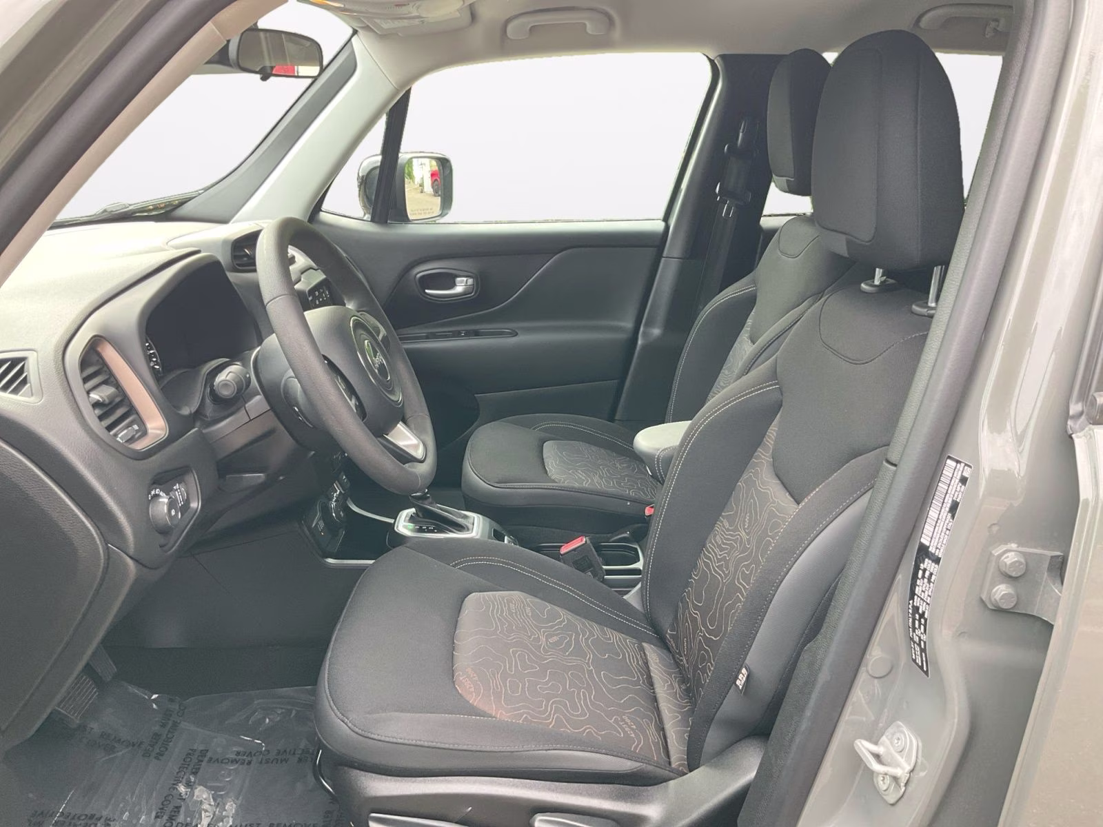 2023 Sting-Gray Clearcoat Jeep Renegade Latitude 4X4 SUV