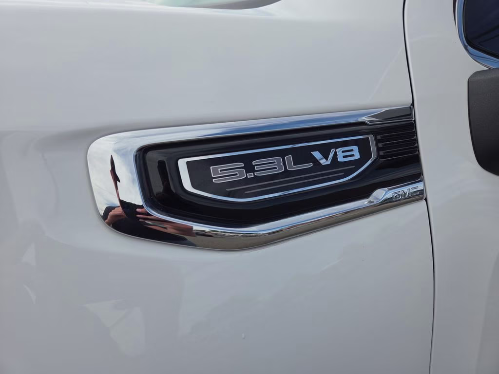 2024 Summit White GMC Sierra 1500 SLT 4X4 Truck