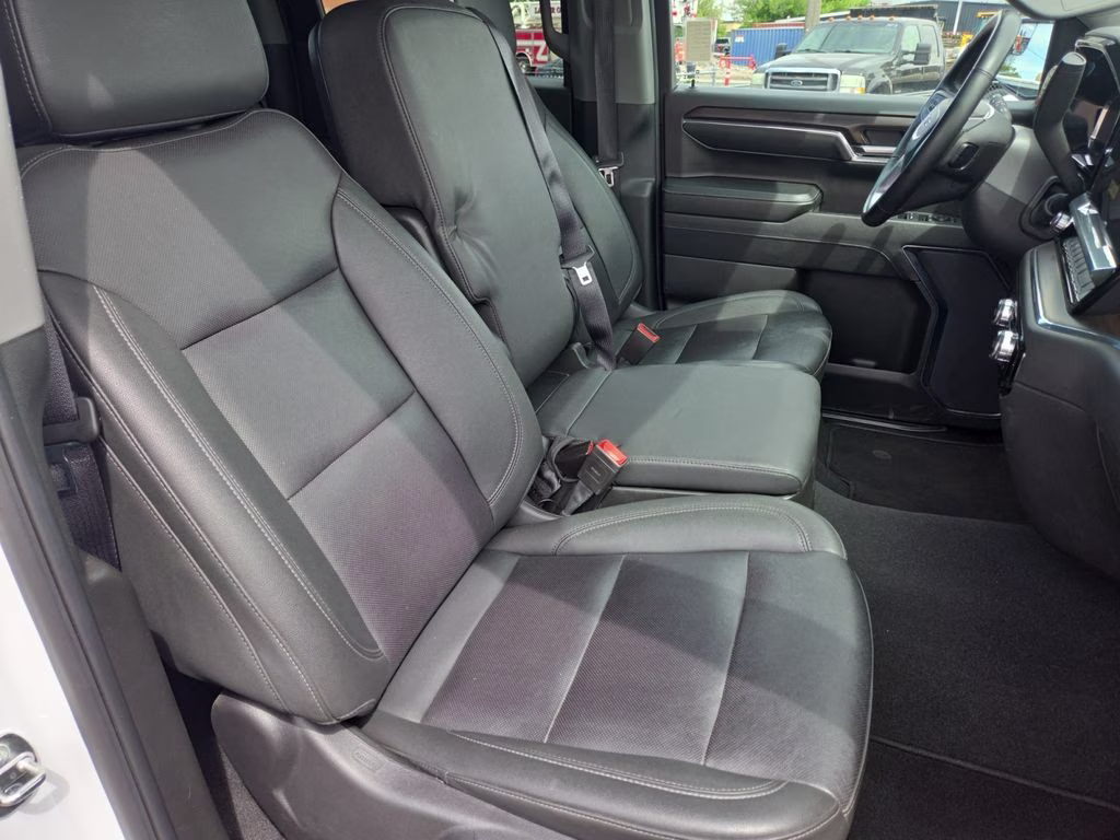 2024 Summit White GMC Sierra 1500 SLT 4X4 Truck