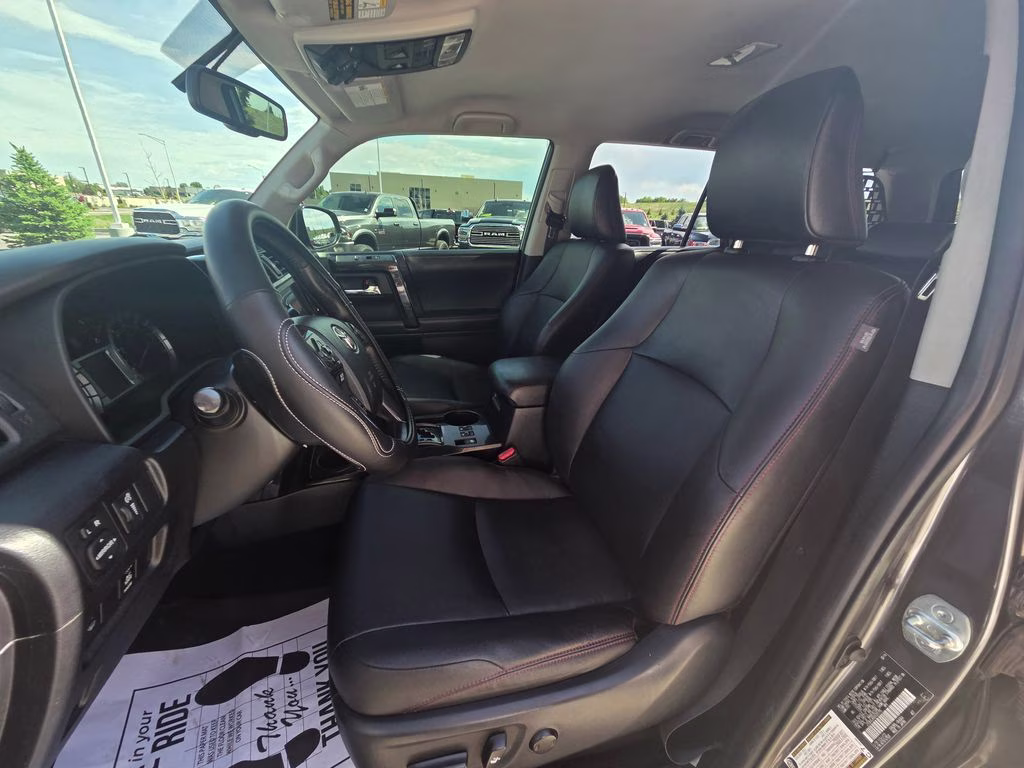 2016 Magnetic Gray Metallic Toyota 4Runner TRD Pro 4X4 SUV