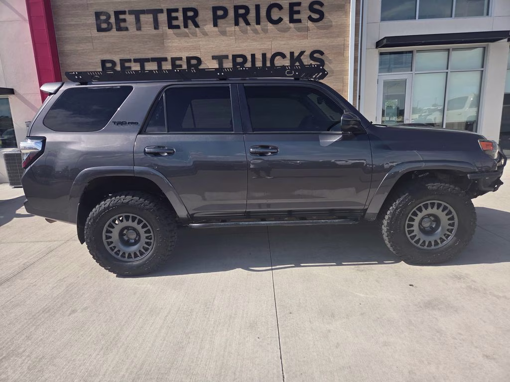 2016 Magnetic Gray Metallic Toyota 4Runner TRD Pro 4X4 SUV