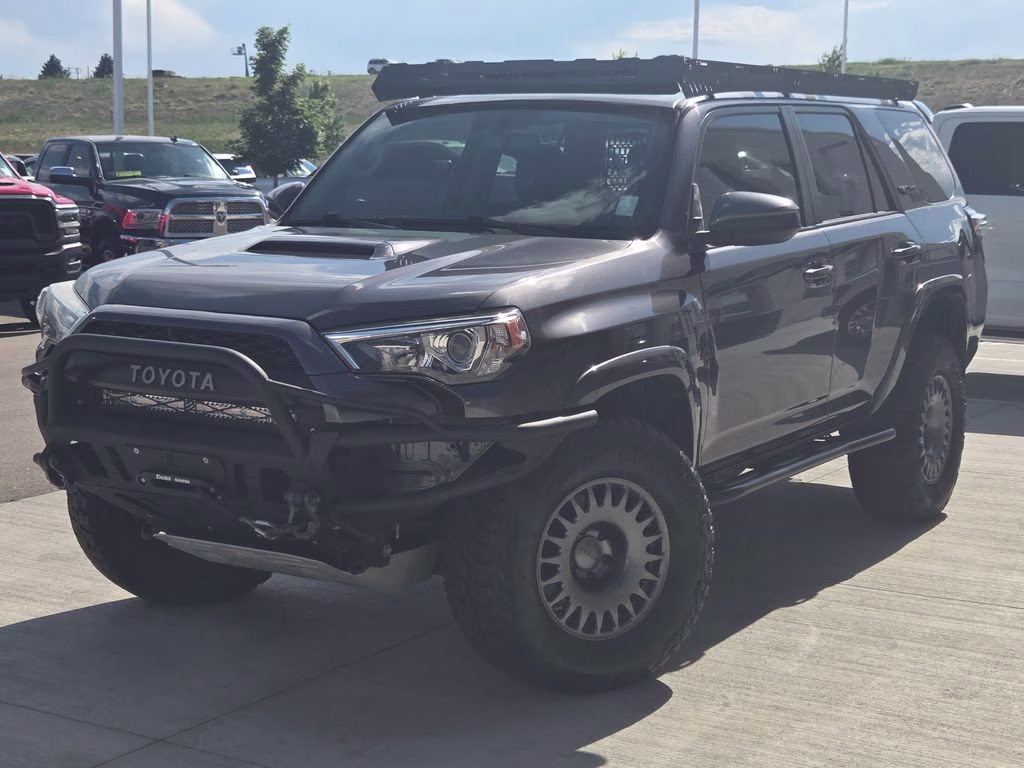 2016 Magnetic Gray Metallic Toyota 4Runner TRD Pro 4X4 SUV
