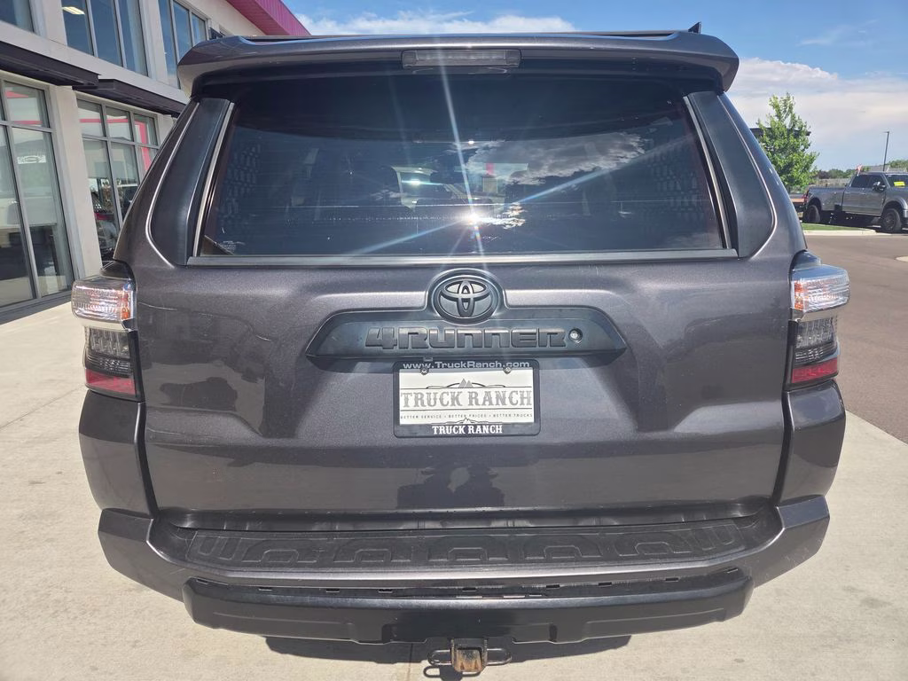 2016 Magnetic Gray Metallic Toyota 4Runner TRD Pro 4X4 SUV