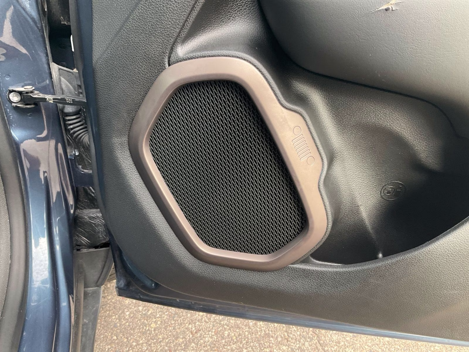 2023 Slate Blue Pearlcoat Jeep Renegade Latitude 4X4 SUV