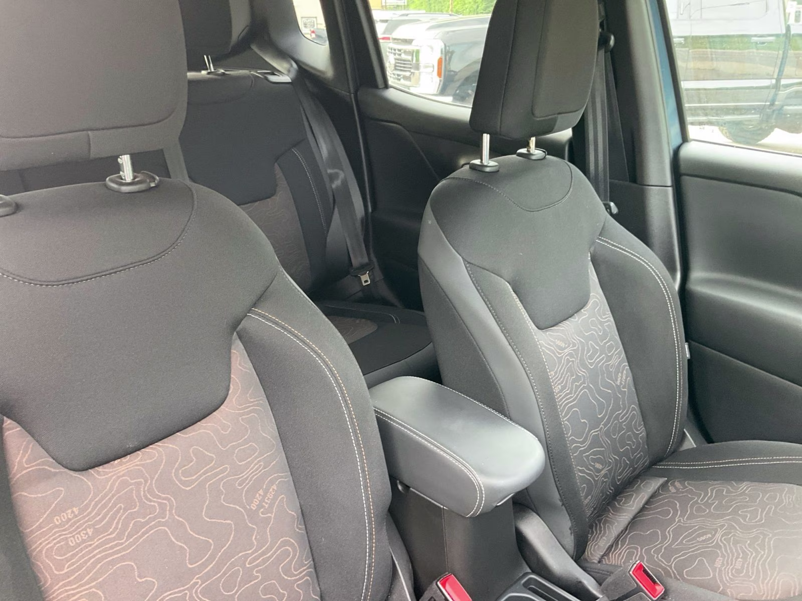 2023 Slate Blue Pearlcoat Jeep Renegade Latitude 4X4 SUV