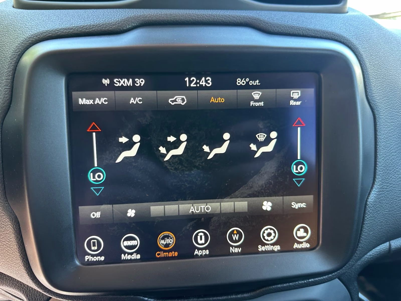 2023 Sting-Gray Clearcoat Jeep Renegade Latitude 4X4 SUV