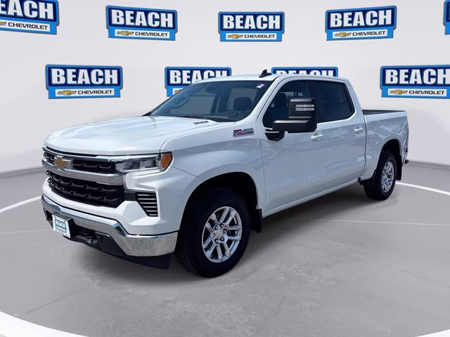2022 Summit White Chevrolet Silverado 1500 LT 4X4 Truck