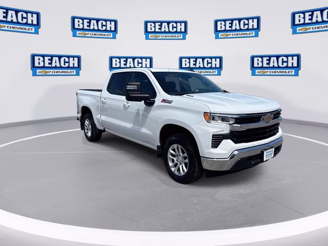 2022 Summit White Chevrolet Silverado 1500 LT 4X4 Truck