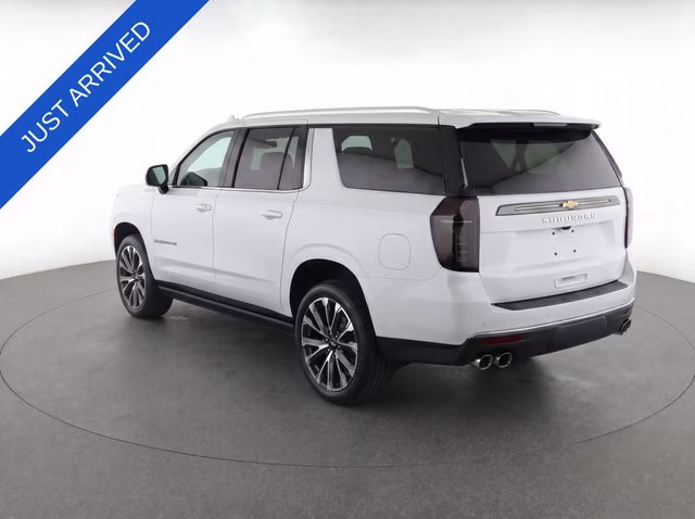 2025 Pearl Chevrolet Suburban High Country 4X4 SUV