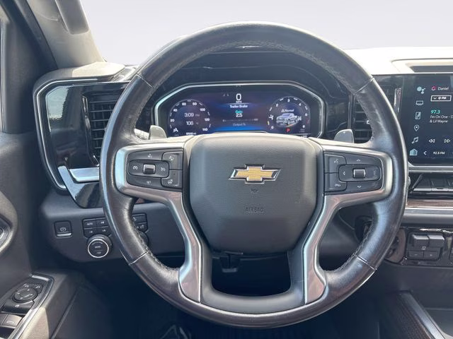 2022 Summit White Chevrolet Silverado 1500 LT 4X4 Truck