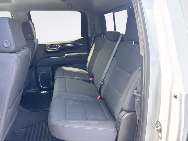 2022 Summit White Chevrolet Silverado 1500 LT 4X4 Truck