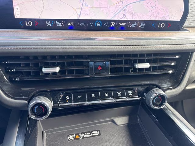 2025 Pearl Chevrolet Suburban High Country 4X4 SUV