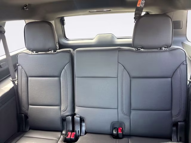 2025 Pearl Chevrolet Suburban High Country 4X4 SUV