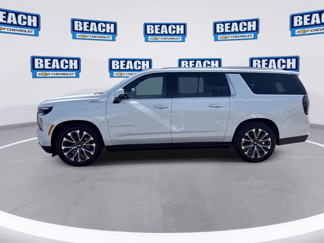 2025 Pearl Chevrolet Suburban High Country 4X4 SUV