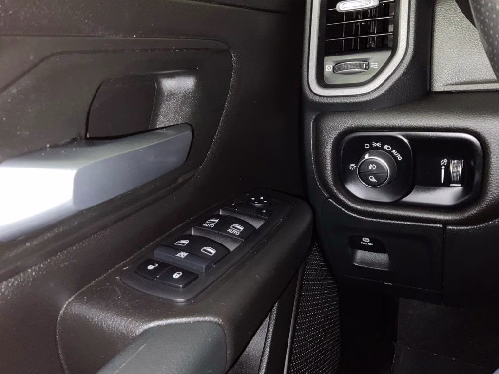 2024 Crystal Metallic Ram 1500 Tradesman 4X4 Truck