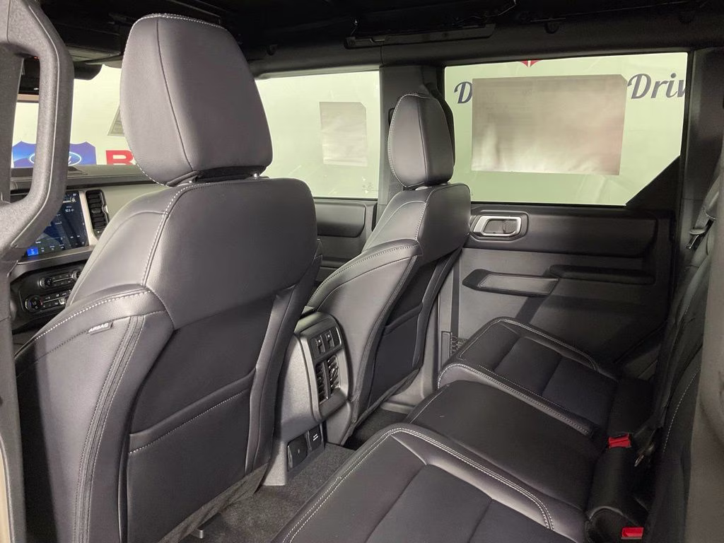 2026 Gray Ford Bronco Outer Banks 4X4 SUV