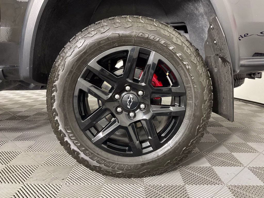 2023 Black Chevrolet Colorado Trail Boss 4X4 Truck