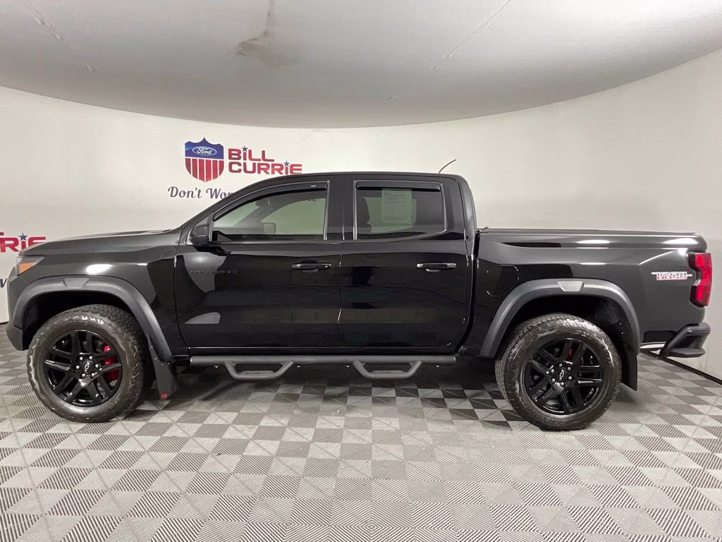 2023 Black Chevrolet Colorado Trail Boss 4X4 Truck