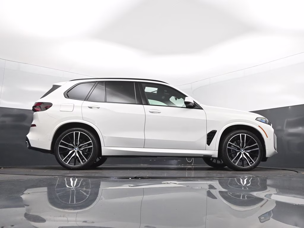 2026 Alpine White BMW X5 xDrive40i AWD SUV