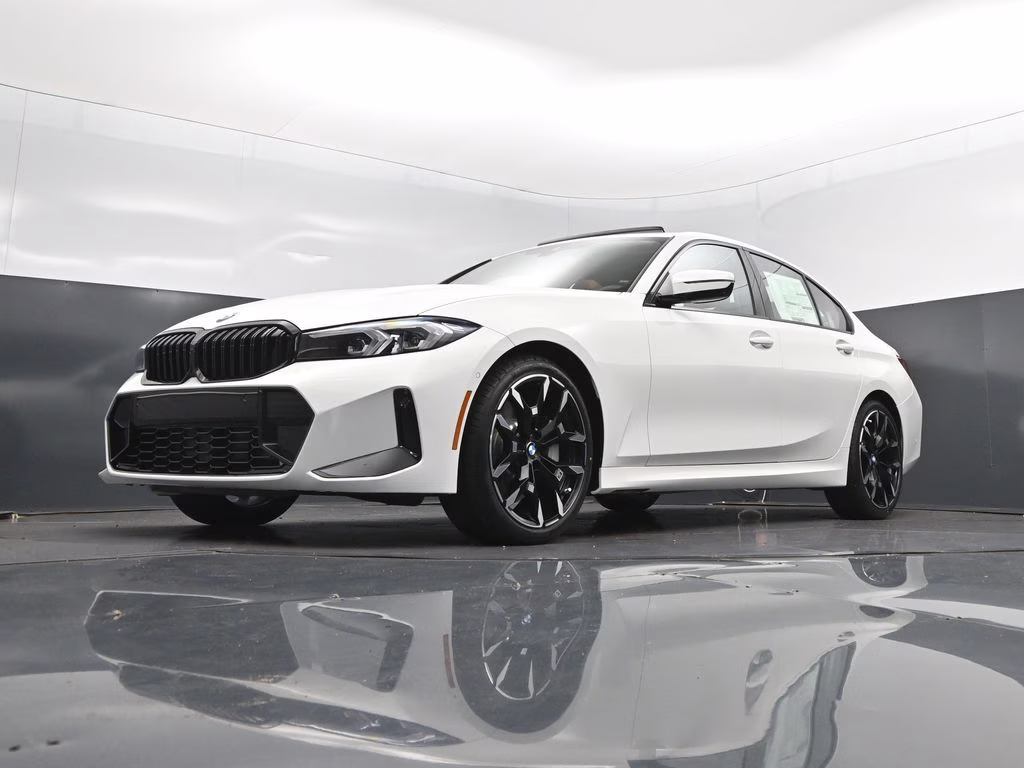 2026 Alpine White BMW 3 Series 330i RWD Sedan