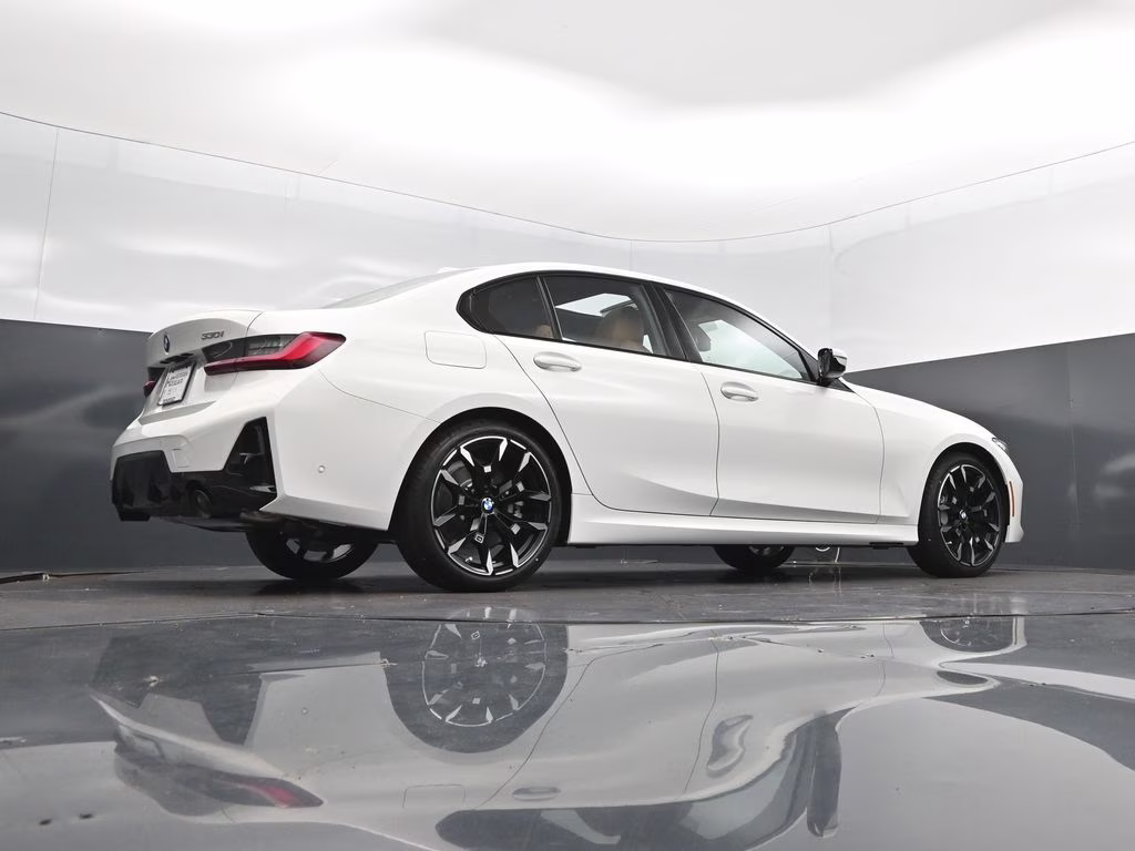2026 Alpine White BMW 3 Series 330i RWD Sedan