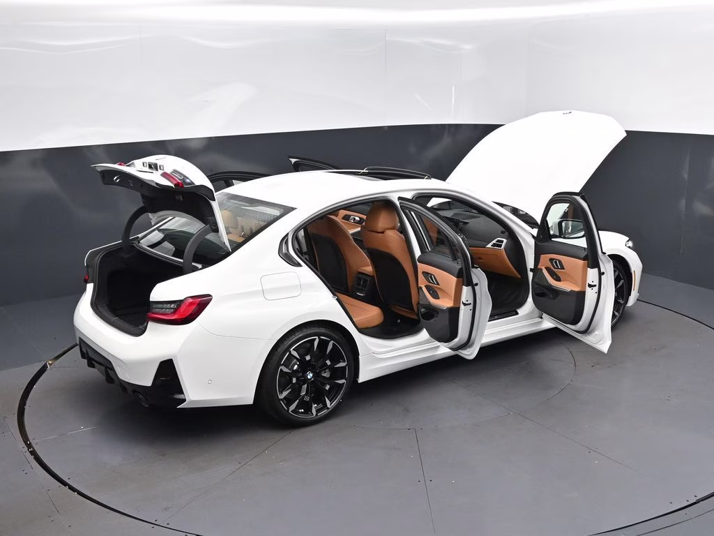 2026 Alpine White BMW 3 Series 330i RWD Sedan