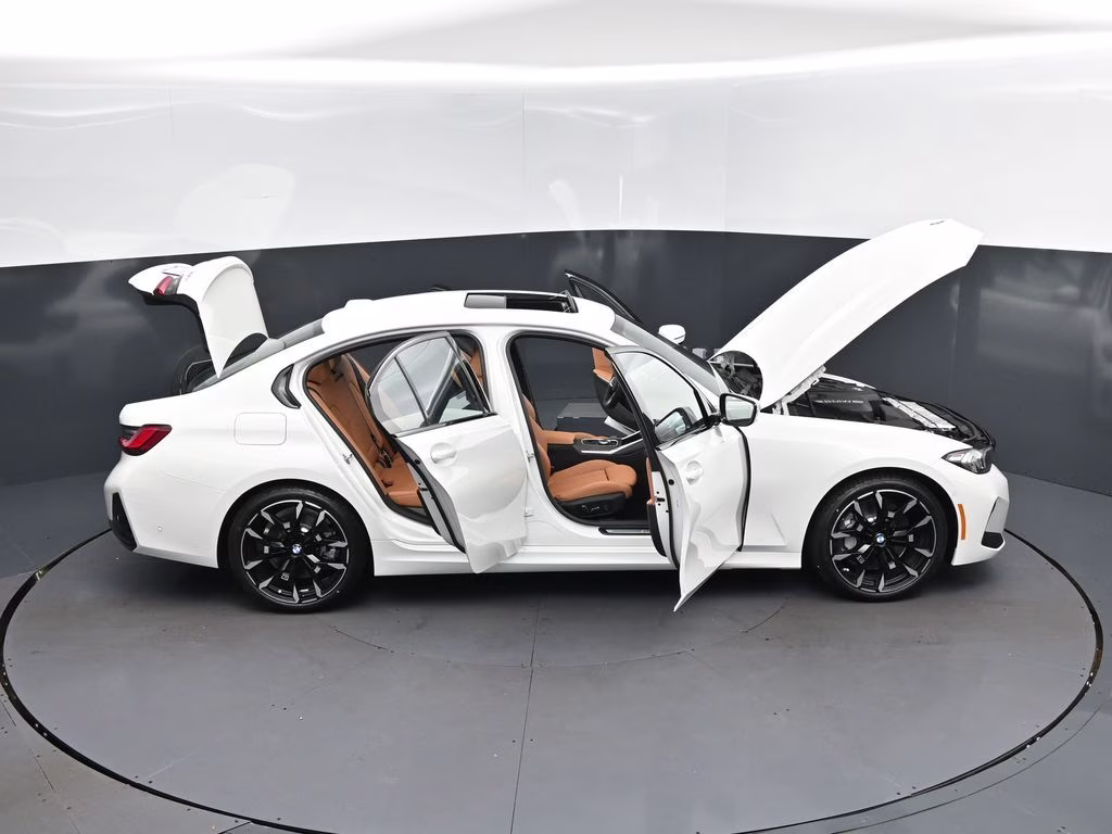 2026 Alpine White BMW 3 Series 330i RWD Sedan