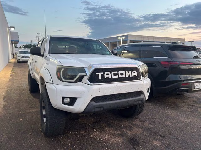 2012 Super White Toyota Tacoma Base 4X4 Truck