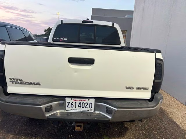 2012 Super White Toyota Tacoma Base 4X4 Truck