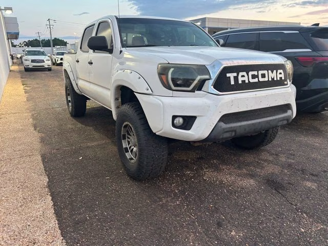 2012 Super White Toyota Tacoma Base 4X4 Truck