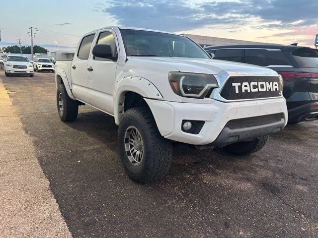 2012 Super White Toyota Tacoma Base 4X4 Truck
