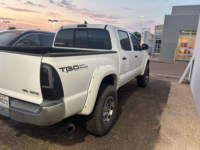 2012 Super White Toyota Tacoma Base 4X4 Truck