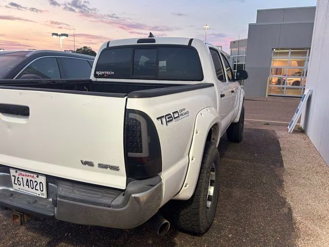 2012 Super White Toyota Tacoma Base 4X4 Truck