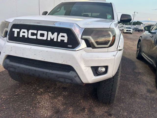 2012 Super White Toyota Tacoma Base 4X4 Truck
